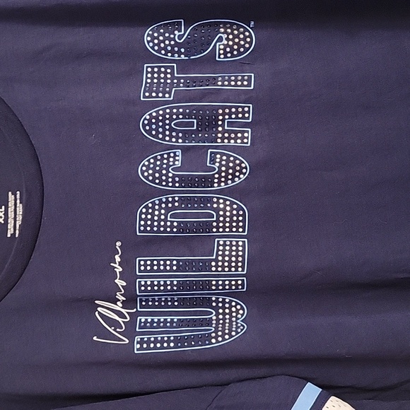 Women colosseum navy tshirt XXLwith stripes sleeves - Picture 2 of 2